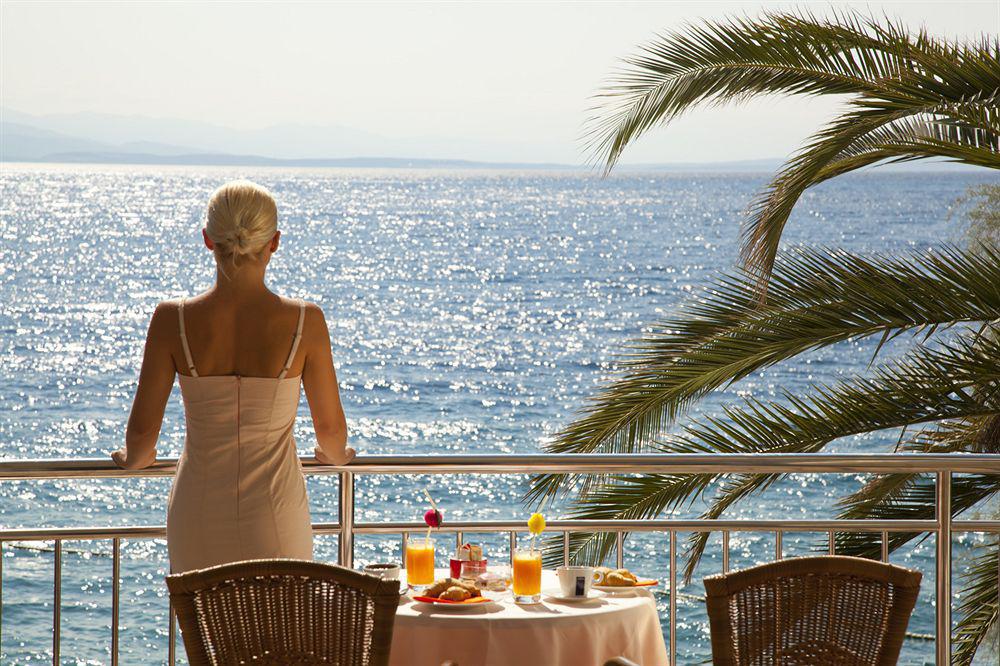 รีมิเซนส์ โฮเทล คริสตัล Hotel โอปาติยา ภายนอก รูปภาพ